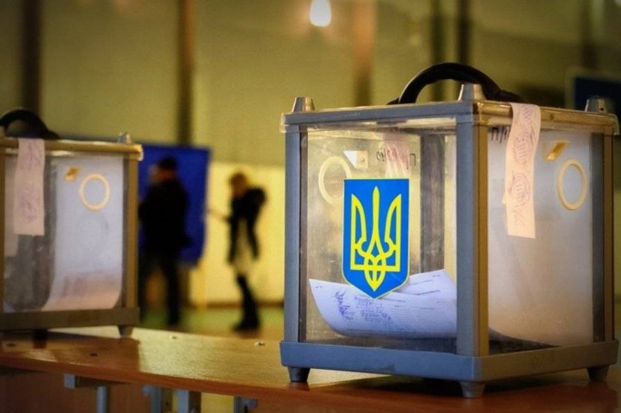 9ddca35be1-1_895x595